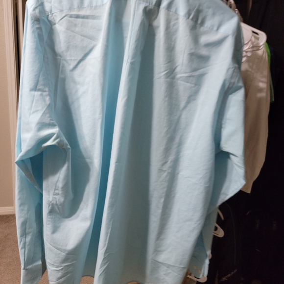 Button up - Picture 2 of 4